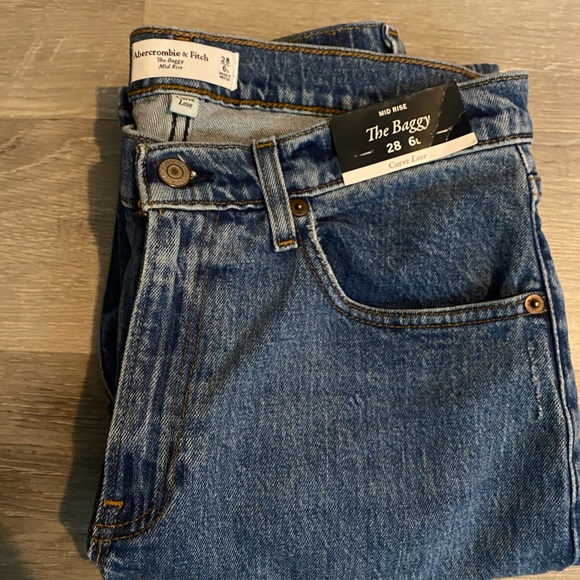 Abercrombie curve love jeans - Picture 3 of 5